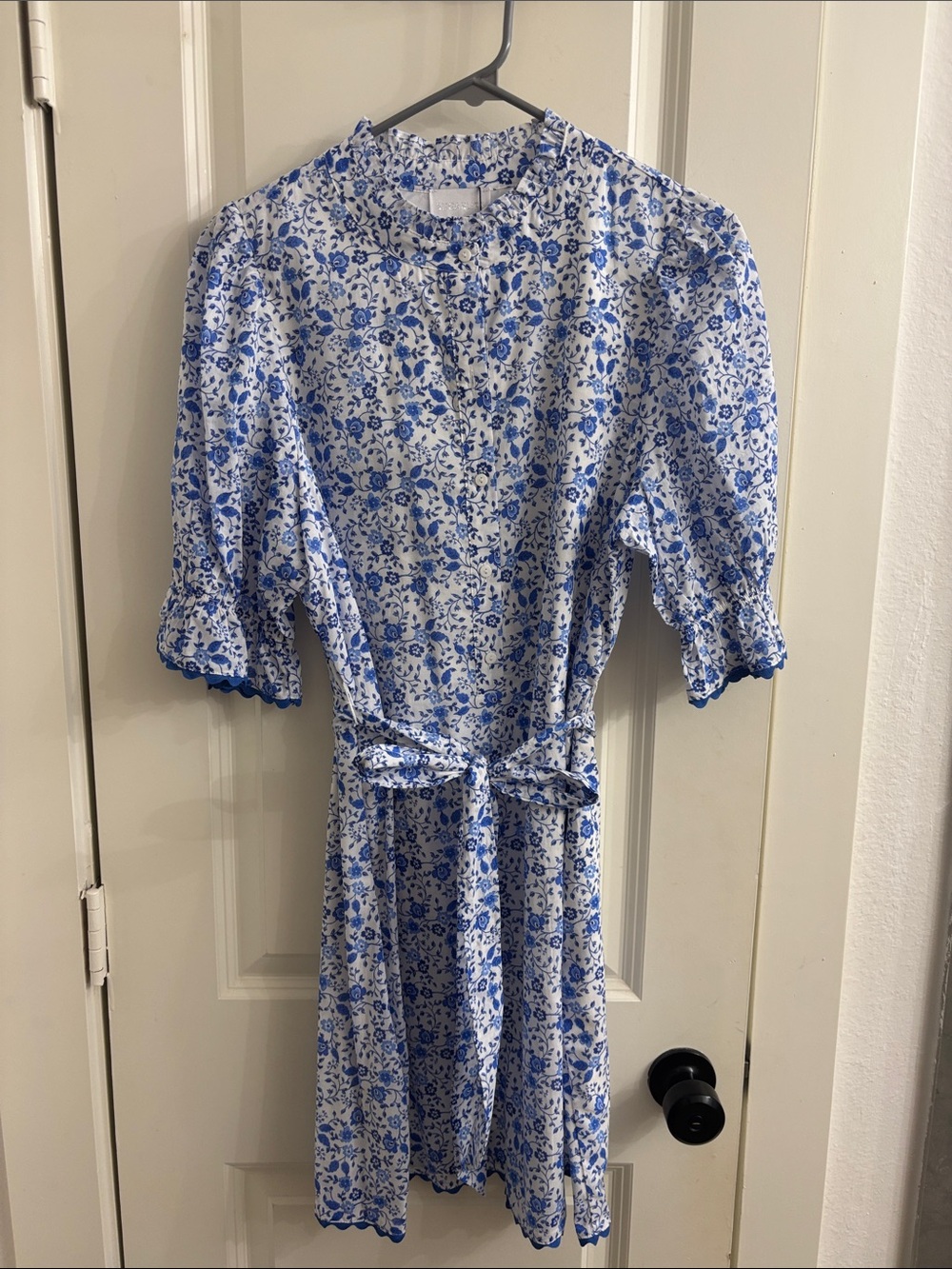 Sugarlips, mini dress with tie belt, NWT, size M